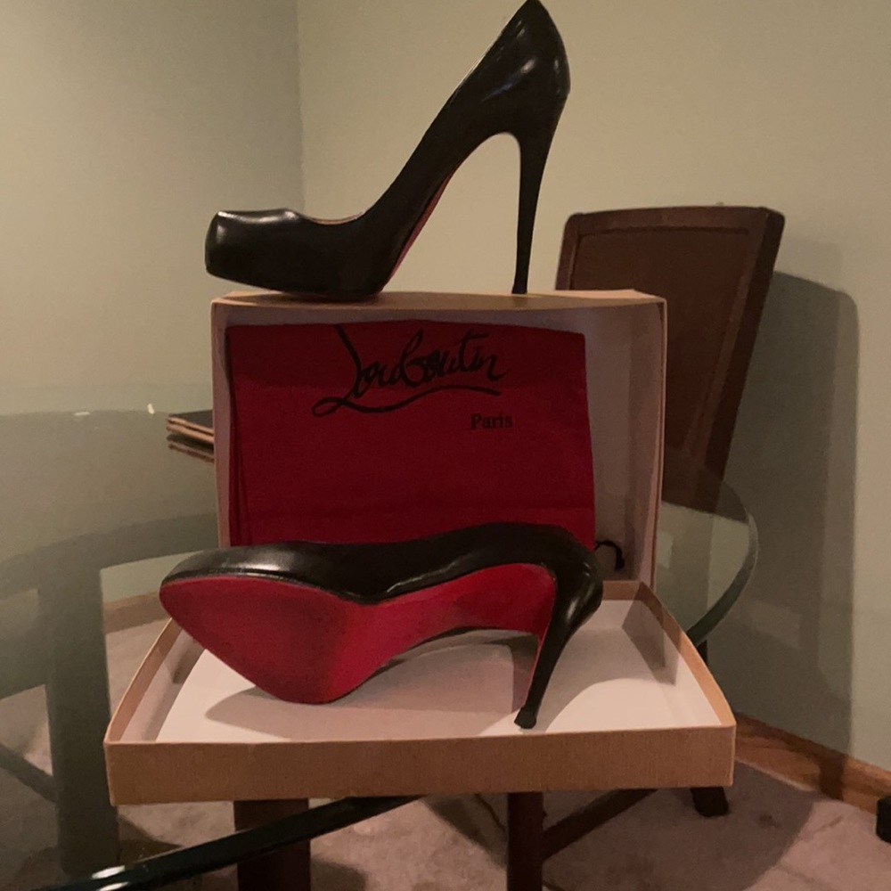 Christian Louboutin (Rolando)